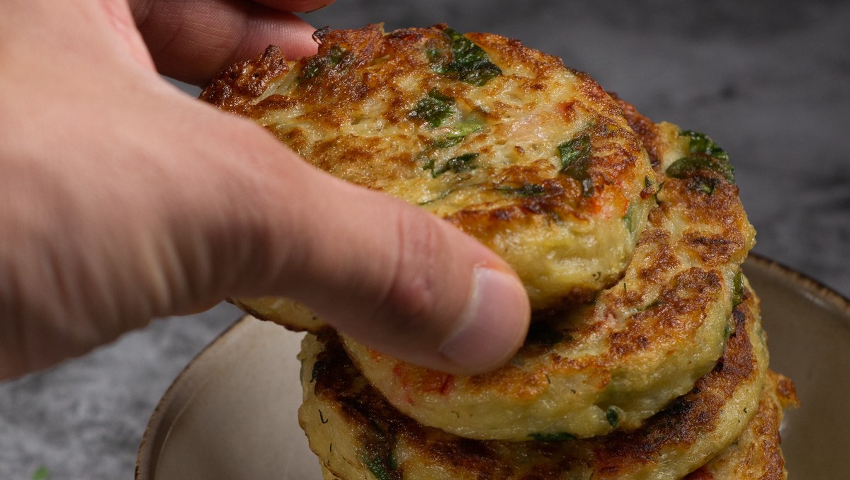 You can flavour the potato pancakes according to your needs