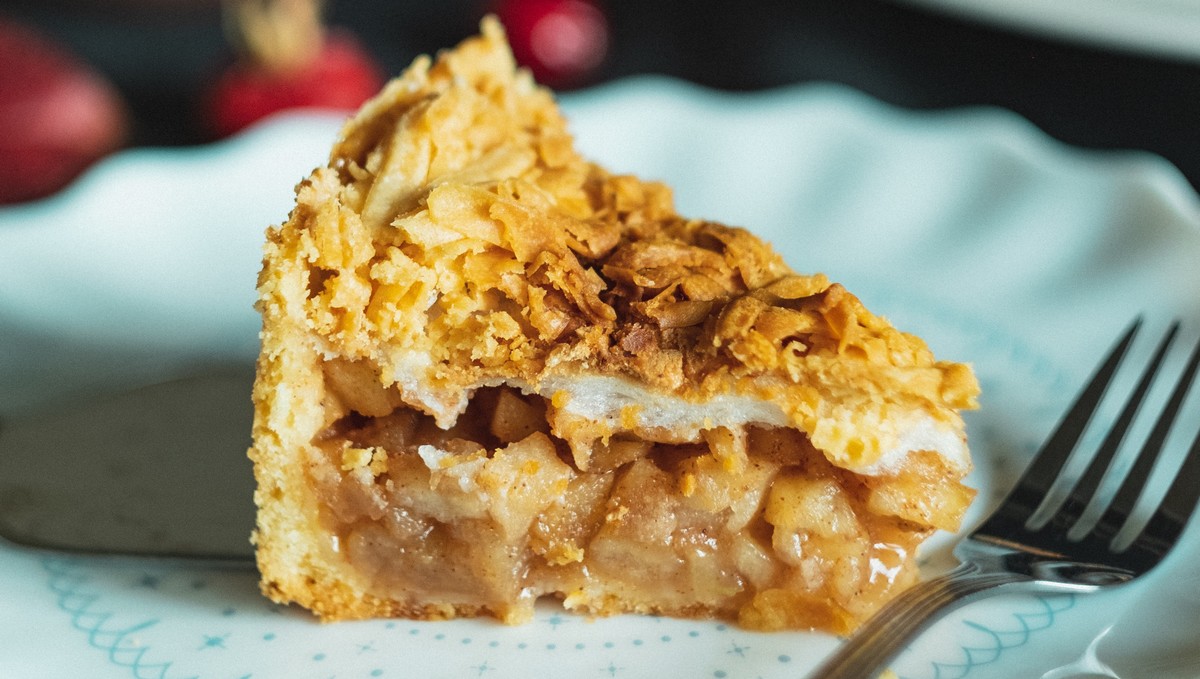 Apple strudel is a delicious dessert with coffee