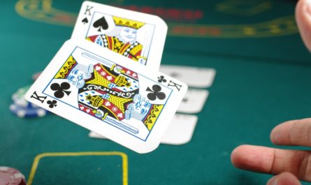 Karten, mit denen man Omaha-Holdem-Poker spielen kann.