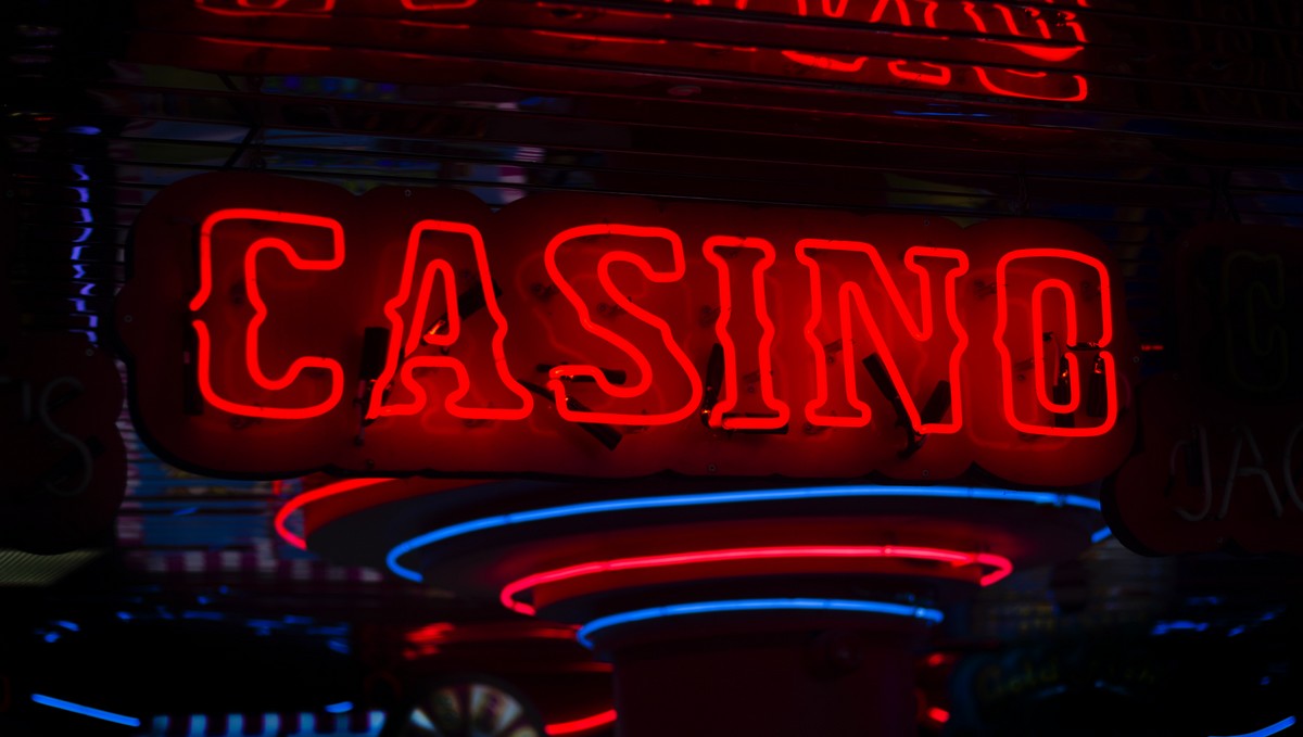 O casino online traz vantagens mas também desvantagens