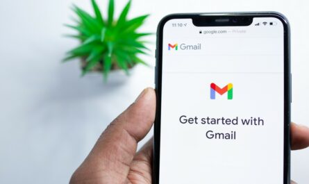Die Gmail-Mobilanwendung auf einem iPhone.